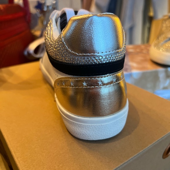 BOUNCE - WHITE SILVER RHINESTONE - Picture 2 of 5